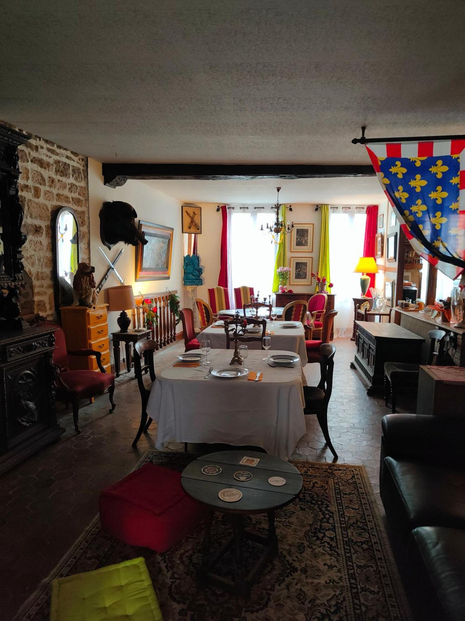 La Taniere Des Tanneries Bed & Breakfast Tonnerre Ngoại thất bức ảnh